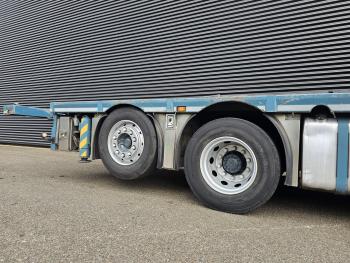 Volvo FM 480 8x2 HMF THOR CRANE - KRAN + JIB